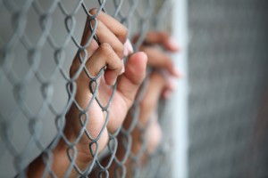 This paper suggests that in prisons the risk of suicide for those with bipolar disorder did not seem to be as high as other disorders (psychosis or depression)